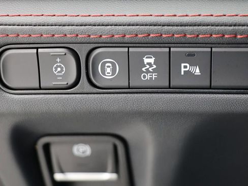 Used 2022 Acura MDX A-Spec image 31