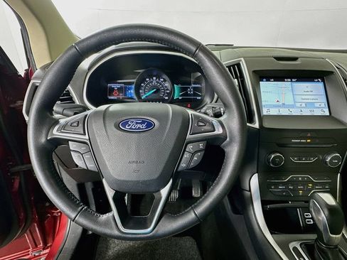 Used 2018 Ford Edge SEL w/ Equipment Group 201A FWD image 11