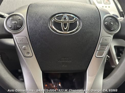 Used 2016 Toyota Prius V Three image 13