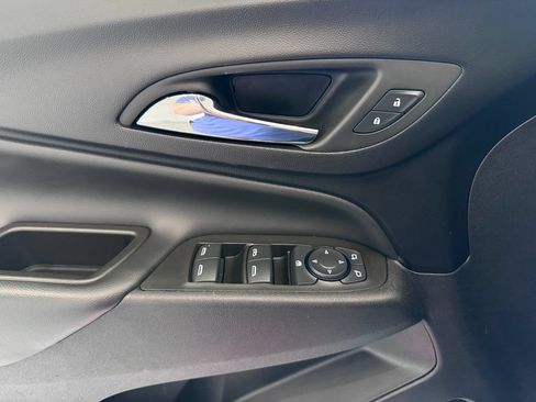 Certified 2023 Chevrolet Equinox LT AWD/4WD image 25