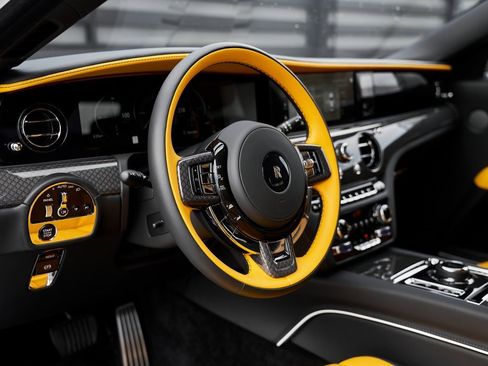 Used 2025 Rolls-Royce Ghost Black Badge image 40