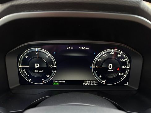 New 2025 Mitsubishi Outlander SE image 20