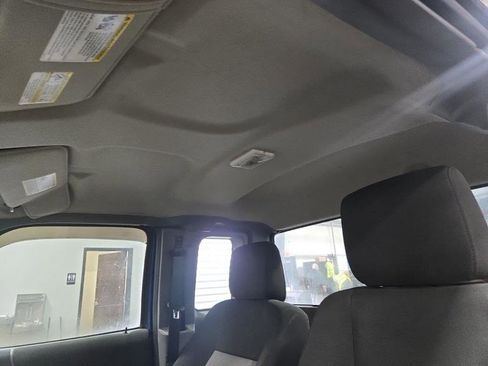 Used 2011 Ford Ranger XLT image 22