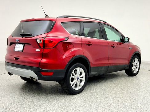 Used 2019 Ford Escape SEL image 5