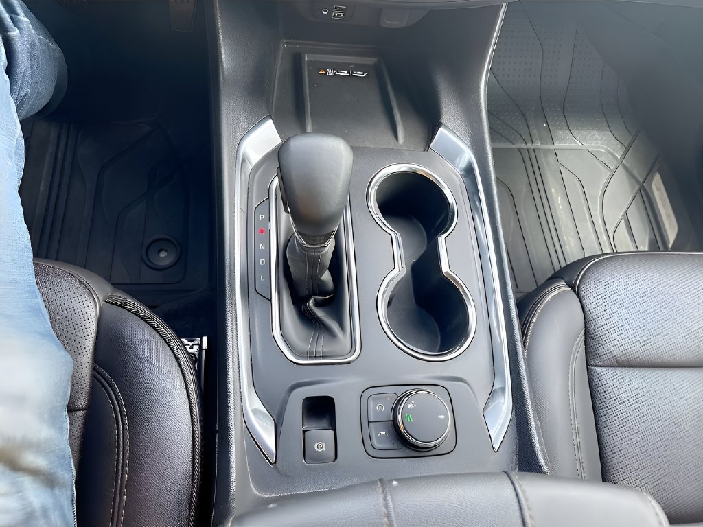 Used 2023 Chevrolet Traverse High Country w/ LPO, Floor Liner Package FWD image 17