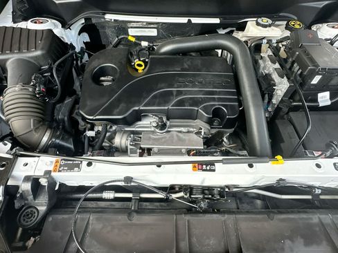 Used 2023 GMC Terrain SLE w/ Driver Convenience Package FWD image 12