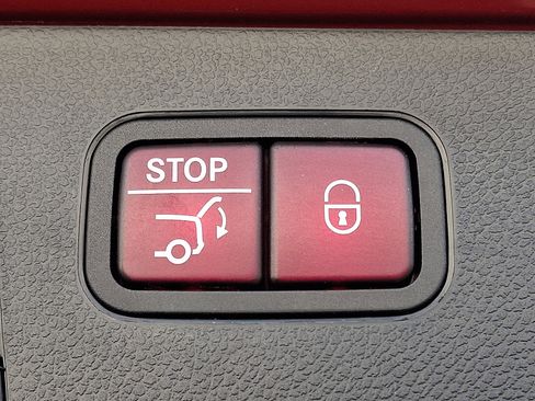 Certified 2022 Mercedes-Benz GLC 300 4MATIC image 31