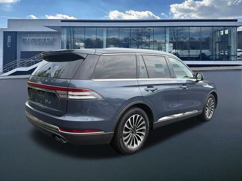 Used 2021 Lincoln Aviator Reserve w/ Equipment Group 201A RWD image 8