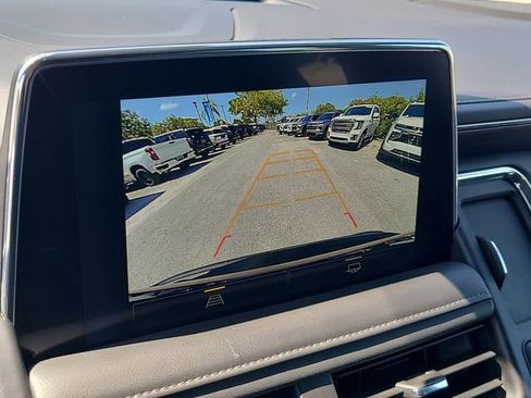 Used 2024 Chevrolet Suburban LT AWD/4WD image 27