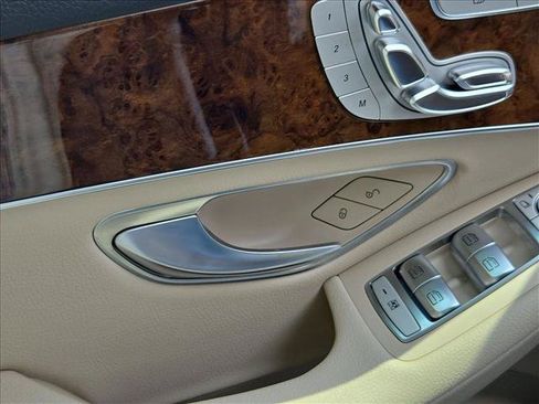 Used 2019 Mercedes-Benz GLC 300 image 21