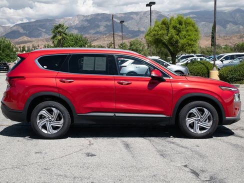 Used 2023 Hyundai Santa Fe SEL FWD image 3