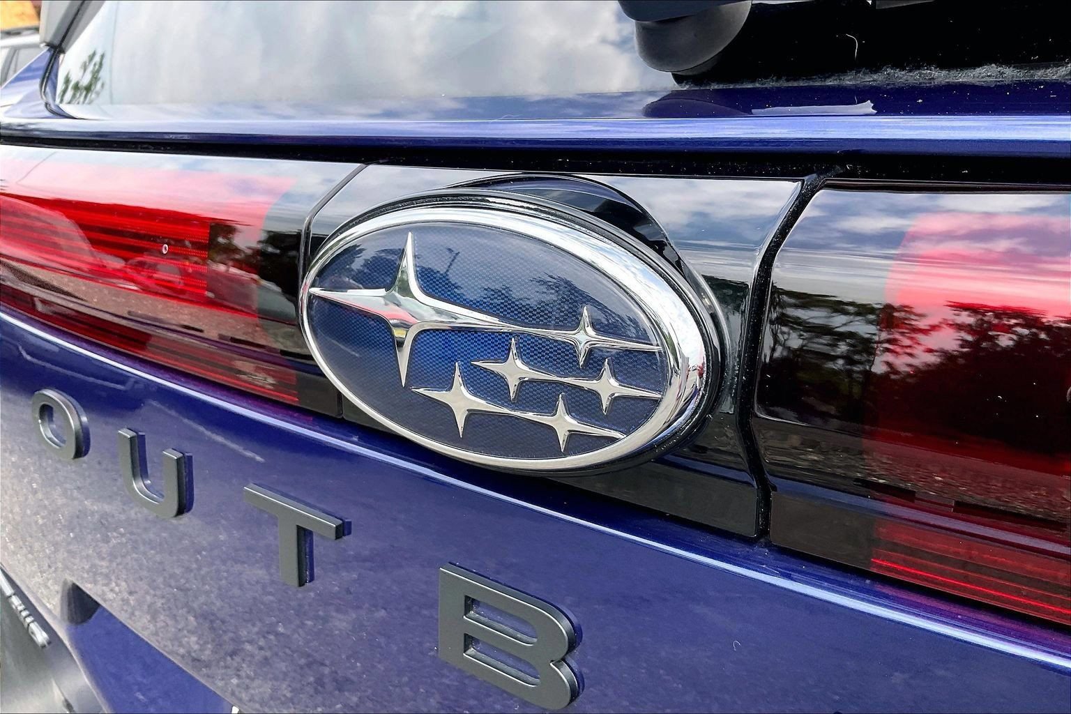 Certified 2026 Subaru Outback Premium AWD/4WD image 32