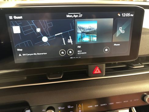 New 2026 Kia Carnival EX FWD image 17