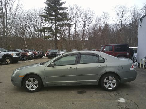 Used 2009 Ford Fusion SE image 8