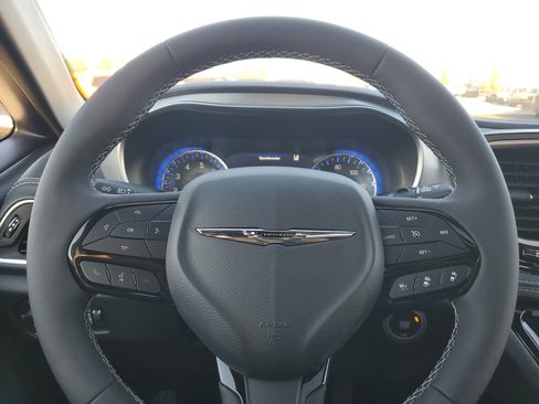 New 2026 Chrysler Pacifica Limited w/ S Appearance Package image 20