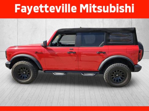Used 2023 Ford Bronco Black Diamond AWD/4WD image 4