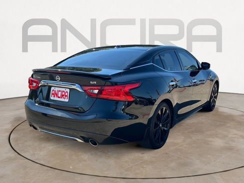 Used 2017 Nissan Maxima SR w/ Midnight Edition image 9