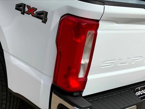 New 2026 Ford F250 XL w/ XL Chrome Package image 14