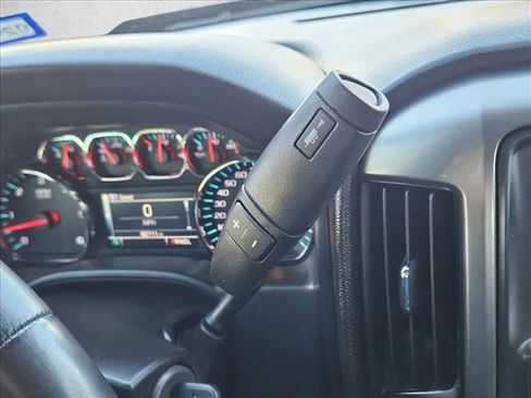 Used 2018 Chevrolet Silverado 1500 LT w/ Texas Edition image 12