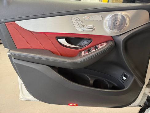 Used 2020 Mercedes-Benz GLC 300 4MATIC Coupe image 13