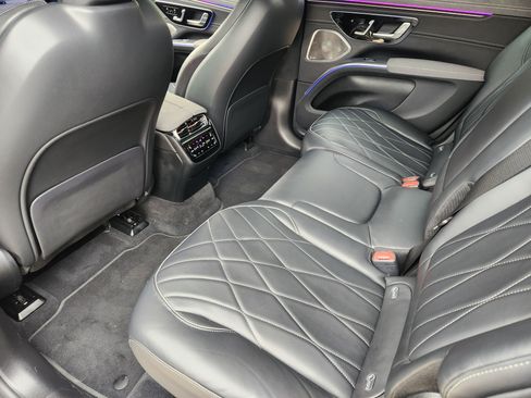 Certified 2023 Mercedes-Benz EQS 580 4MATIC SUV image 30