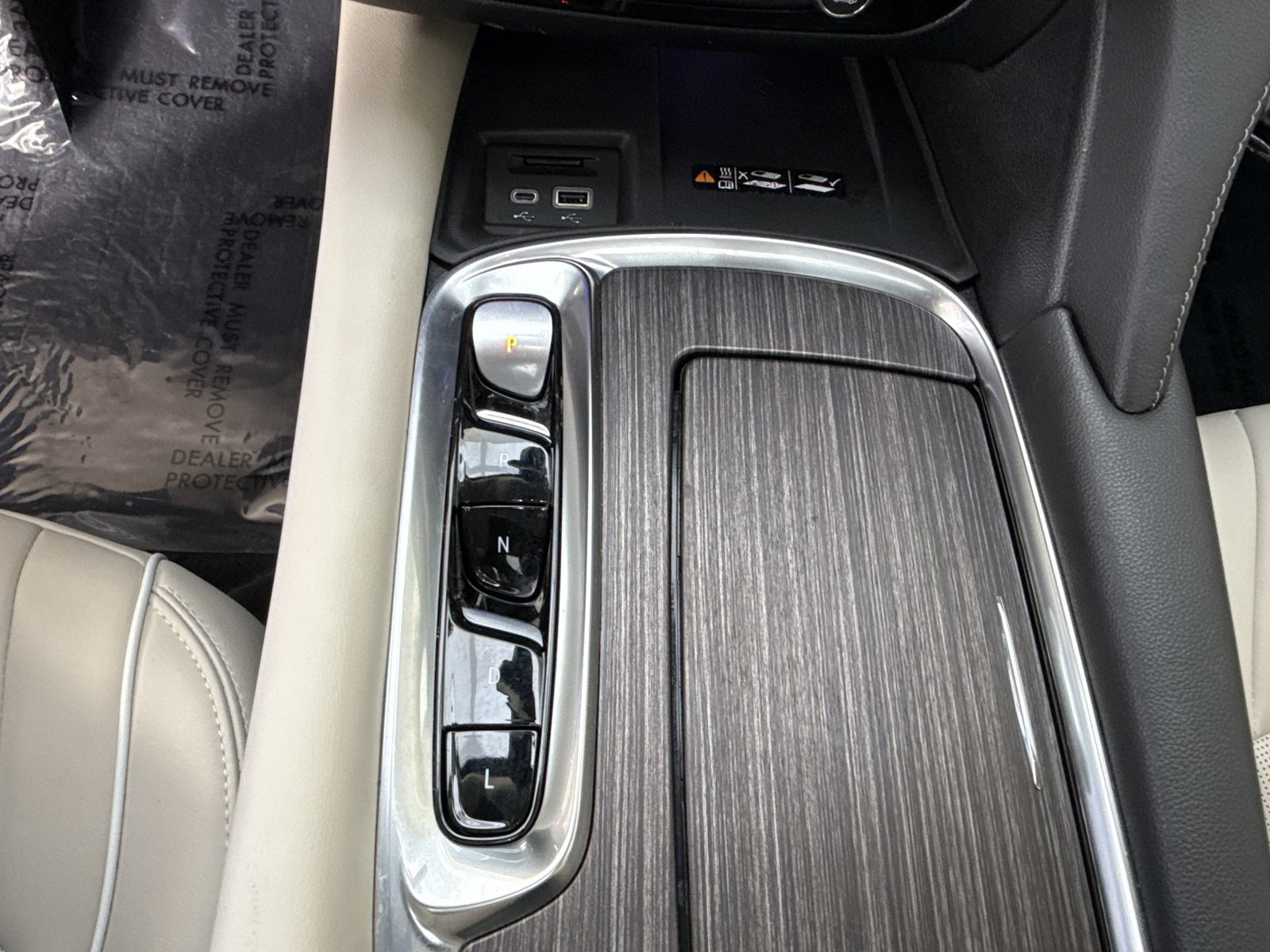 Used 2024 Buick Enclave Avenir w/ Trailering Package, 5000 lbs. AWD/4WD image 17