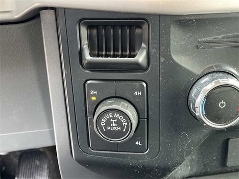 Used 2022 Ford F150 XLT w/ Equipment Group 302A High image 32