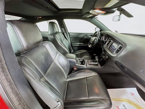 Used 2020 Dodge Charger SXT w/ Leather Interior Group image 29