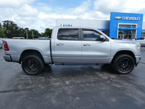 Used 2024 RAM 1500 Laramie AWD/4WD image 4