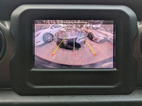 Used 2023 Jeep Wrangler Sport image 12