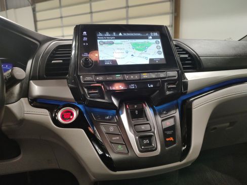 Used 2024 Honda Odyssey Touring image 6
