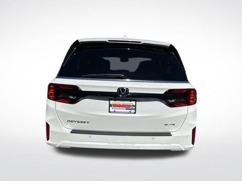 New 2026 Honda Odyssey Elite image 4