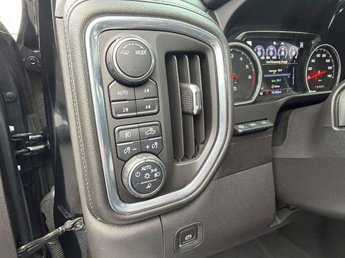 Used 2020 Chevrolet Silverado 1500 High Country w/ Technology Package AWD/4WD image 24