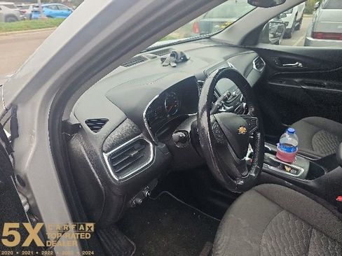 Used 2018 Chevrolet Equinox LT w/ Sun & Infotainment Package FWD image 28