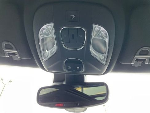Used 2022 Jeep Compass High Altitude AWD/4WD image 24