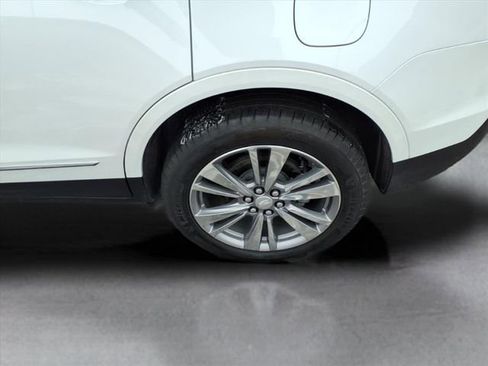 Used 2025 Cadillac XT5 Premium Luxury image 21