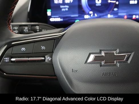 Used 2025 Chevrolet Equinox EV RS FWD image 8
