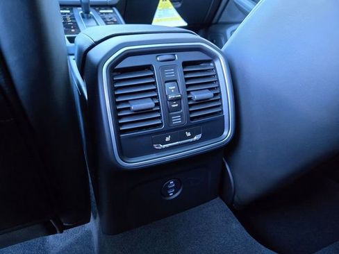 Used 2026 Porsche Macan image 14