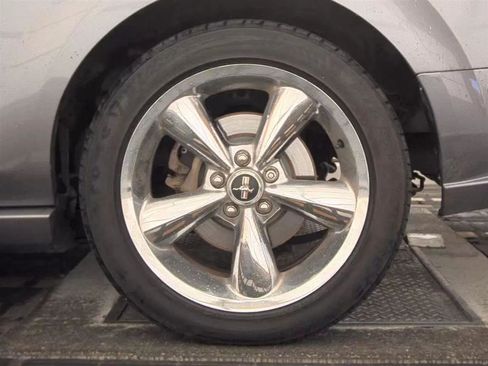 Used 2007 Ford Mustang GT RWD image 12