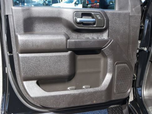 Used 2025 Chevrolet Silverado 2500 Custom w/ Custom Value Package AWD/4WD image 15