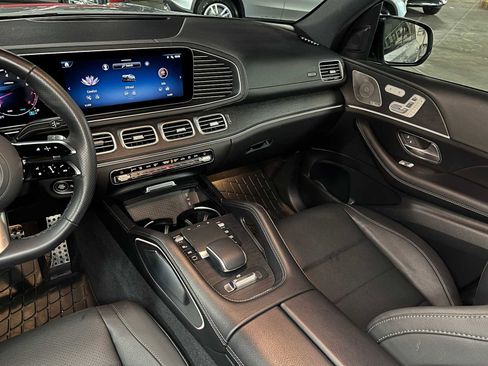 Certified 2025 Mercedes-Benz GLS 450 4MATIC image 43