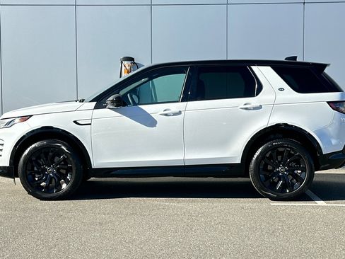 Certified 2025 Land Rover Discovery Sport Dynamic SE image 2