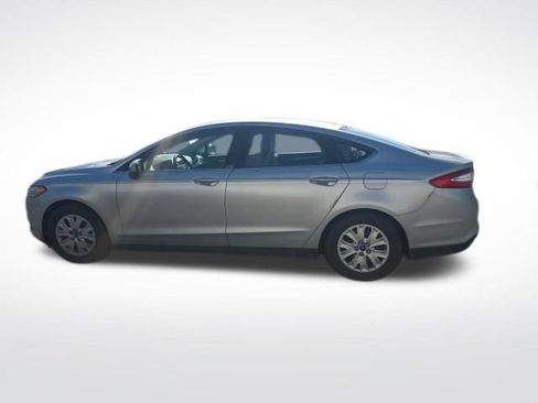 Used 2013 Ford Fusion S image 5
