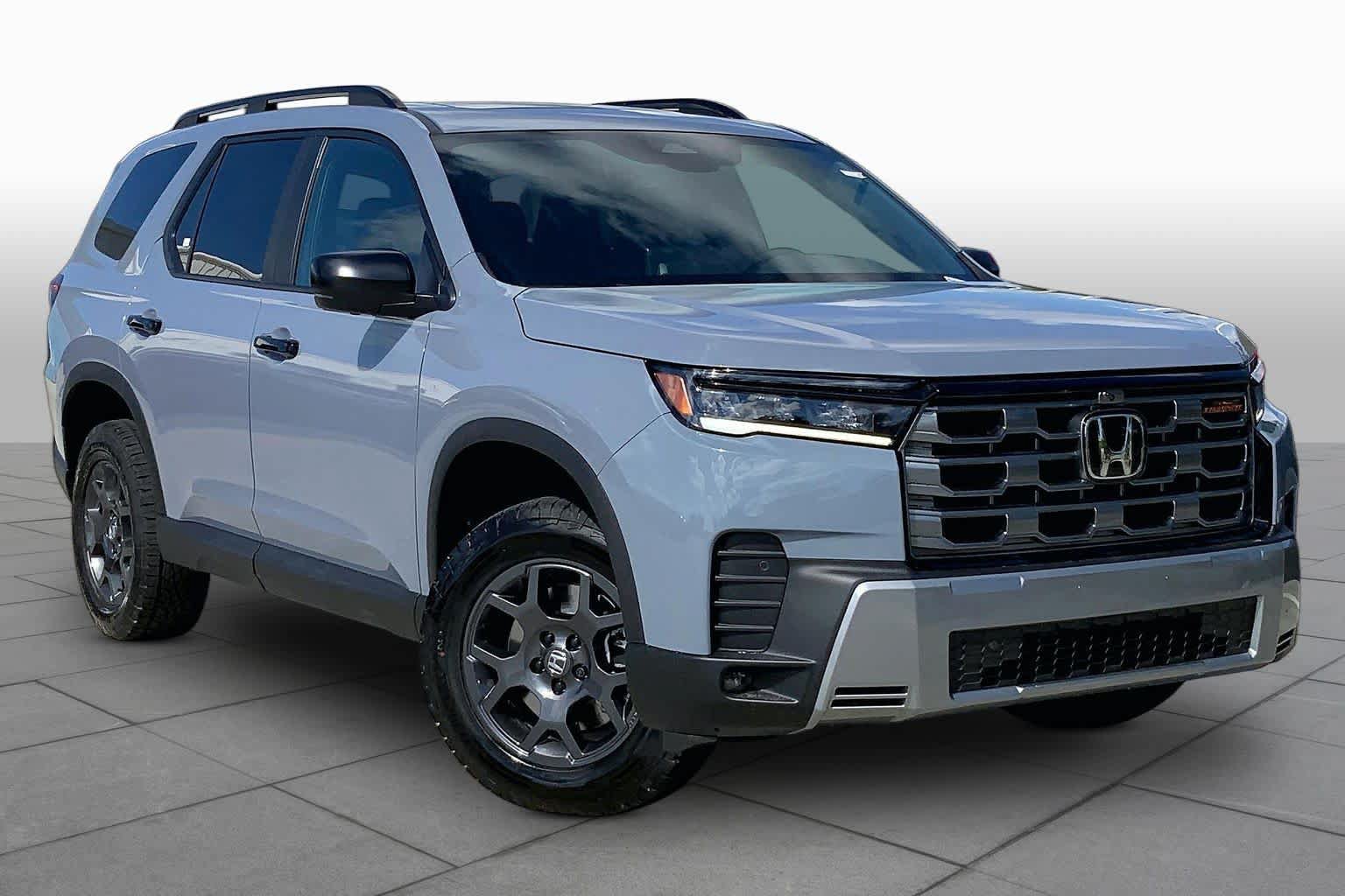 New 2026 Honda Pilot TrailSport image 2