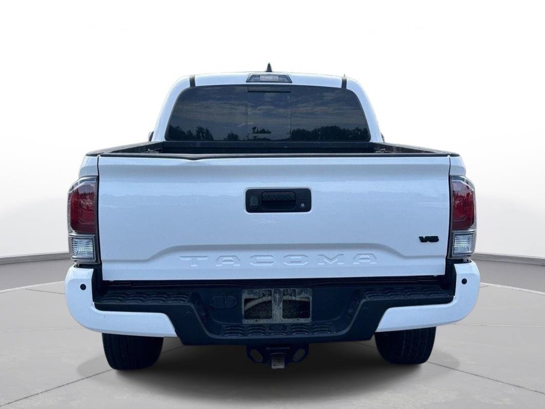 Certified 2020 Toyota Tacoma TRD Off-Road w/ TRD Premium Off Road Package AWD/4WD image 7