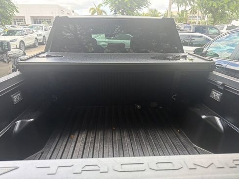 Used 2025 Toyota Tacoma SR5 RWD image 5