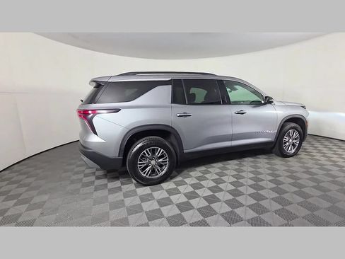 Used 2024 Chevrolet Traverse LT AWD/4WD image 37