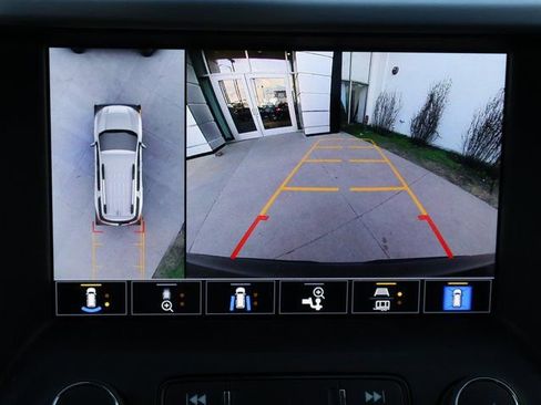 Certified 2022 GMC Acadia SLT w/ Technology Package image 29