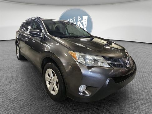 Used 2013 Toyota RAV4 XLE image 1