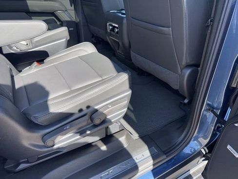 New 2026 GMC Yukon XL Denali AWD/4WD image 33